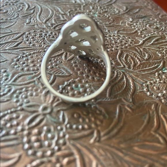 Blue Opal Sterling Silver Celtic Knots Ring EUC 7 - Picture 4 of 6